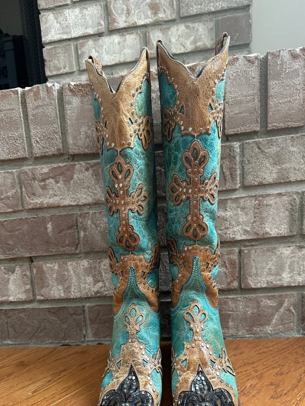 Ferrini Italia Leather Embossed Diva Cowgirl Boots, turquoise, tan & black
